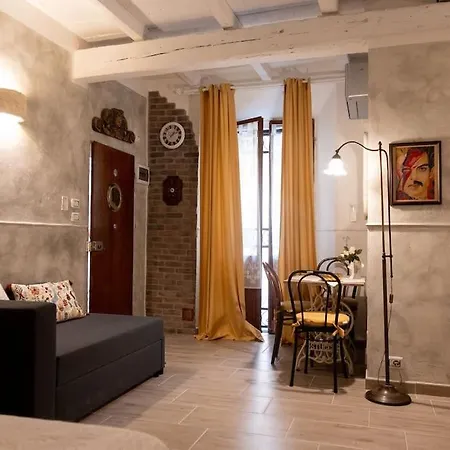 Apartment Monolocale In Centro Con Doccia Idromassaggio