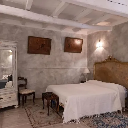 Monolocale In Centro Con Doccia Idromassaggio * Boloňa
