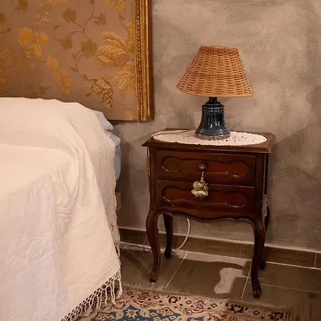 Monolocale In Centro Con Doccia Idromassaggio Apartmán