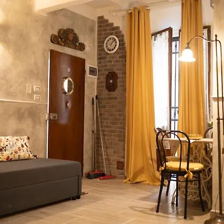 Monolocale In Centro Con Doccia Idromassaggio